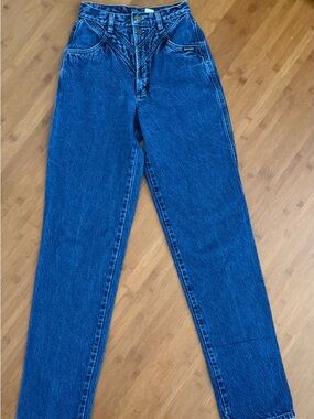 Women's Blue High-Waist Relaxed Straight Jeans